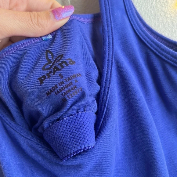 Prana Longline Cinched Tank Top w/ Built-in Bra​​​​​​​​ - Picture 3 of 5